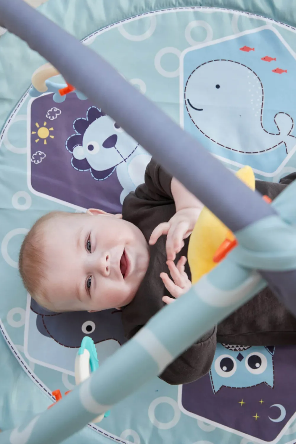 Scandinavian Baby Products Aktivitetsstativ m. 5 stykker legetøj - ZOO- Aktivitetstæpper