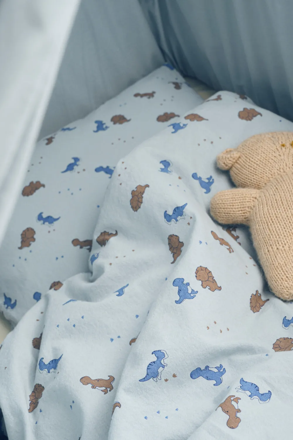 BeKids Baby Sengetøj 70x100, Dino Blue Fog-Børn Sengetøj