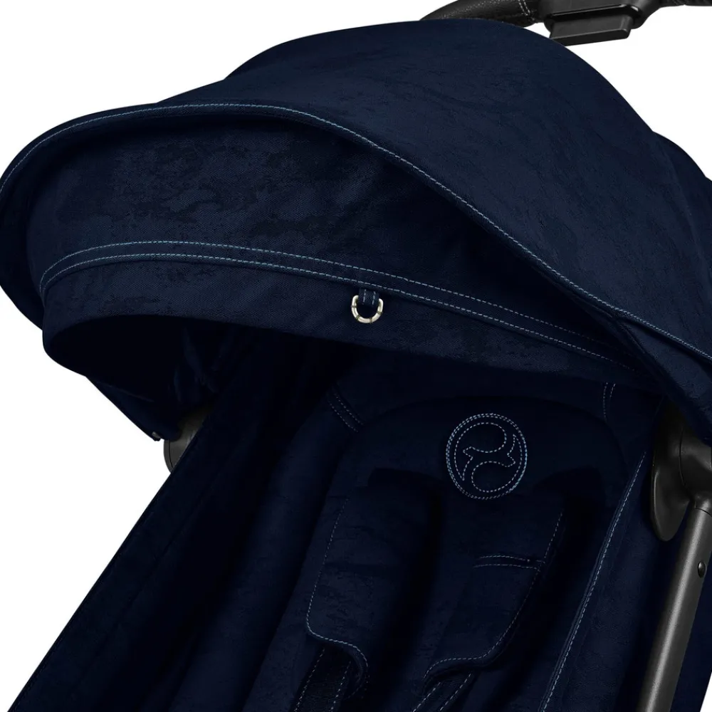 Cybex Coya - Rebellious Luxury Denim Blue- Rejseklapvogne