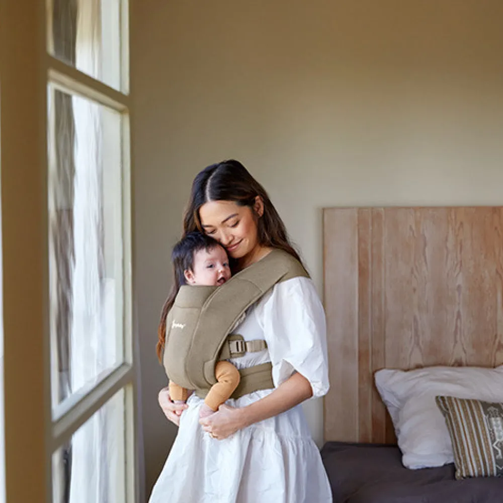 Ergobaby Embrace - soft olive- Bæreseler & Vikler