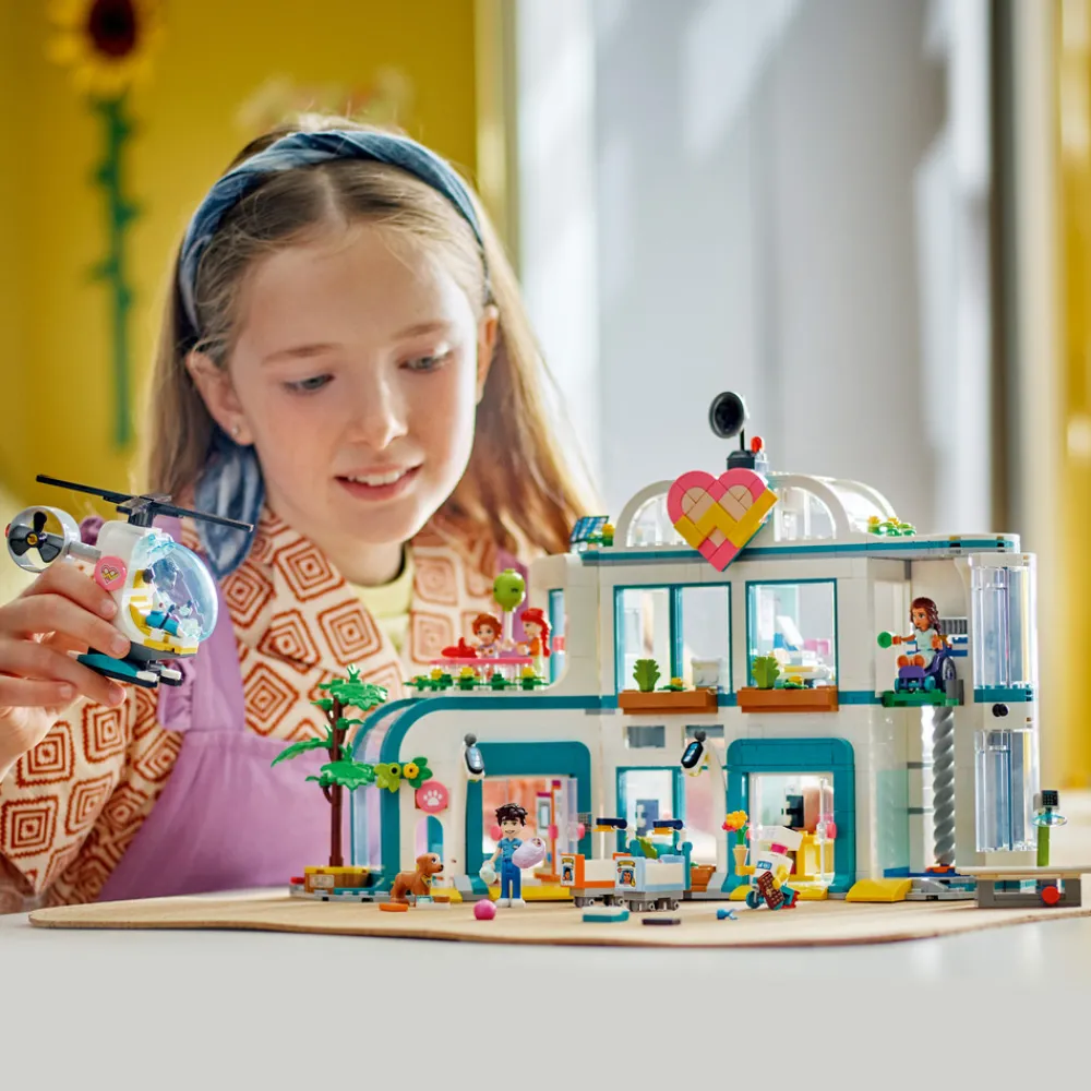 LEGO Friends Heartlake City hospital 42621 LEGO® Friends- Lego