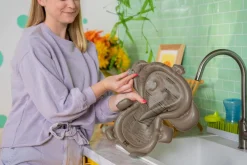 Bright Starts Hungry Monkey Aktivitetsmåtte med vand- Aktivitetslegetøj