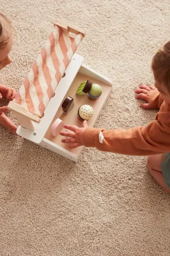 KIDSCONCEP Isbod med 6 is i træ- Køkkenleg