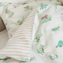 All By Voss Junior sengetøj, Dino Green/Beige 100x140 cm-Børn Sengetøj