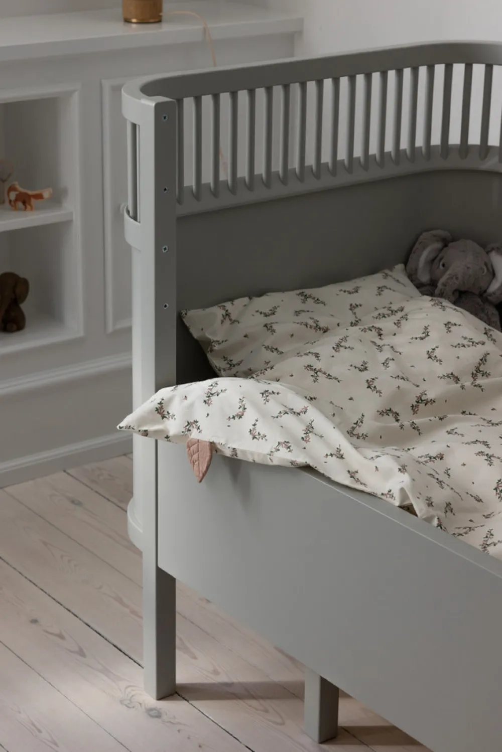 Sebra Junior sengetøj, powder blossom, beige 140x100-Børn Sengetøj