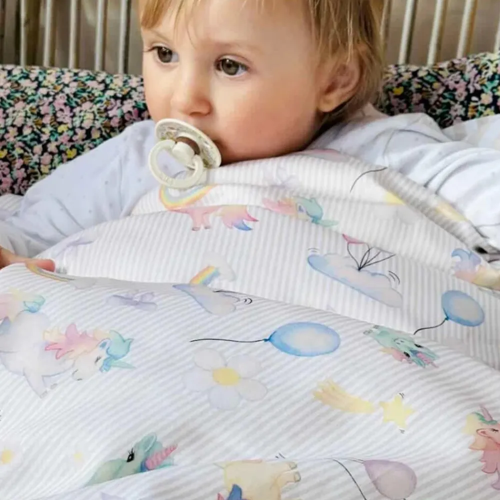 All By Voss Junior sengetøj, Unicorn Rose/Beige 100x140 cm-Børn Sengetøj