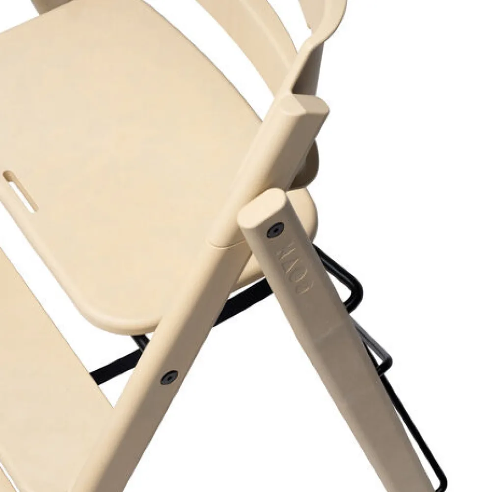 KAOS Klapp højstol foldbar genbrugsplast inkl. pude - sand-Børn Højstole Med Tilbehør