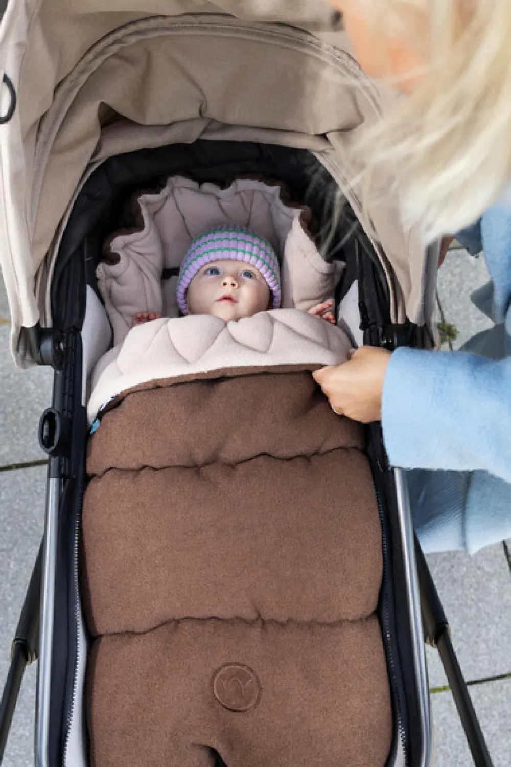 Najell Kørepose - Bouclé Espresso- Køreposer