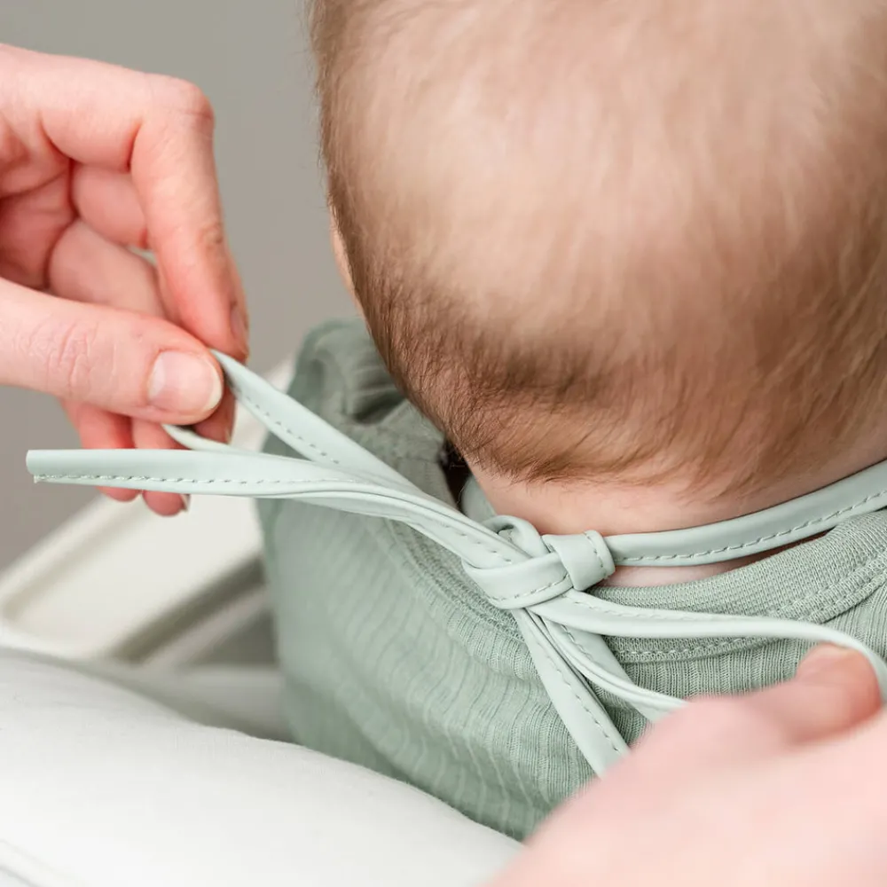 Done By Deer Mini hagesmæk m/lomme 2 stk. Happy clouds Pudder- Hagesmække