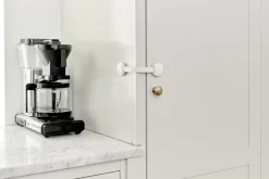 BabyDan Multilås hvid- Sikkerhed I Hjemmet