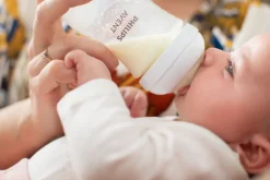 Philips Avent Natural Response Sutteflaske 260 ml. GIRAFFE- Sutteflasker