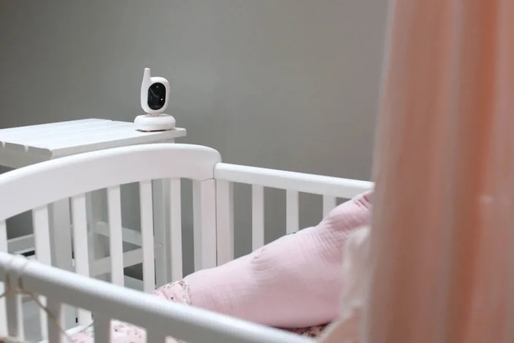 Padwico V8 babyalarm - video - genopladeligt batteri- Babyalarmer