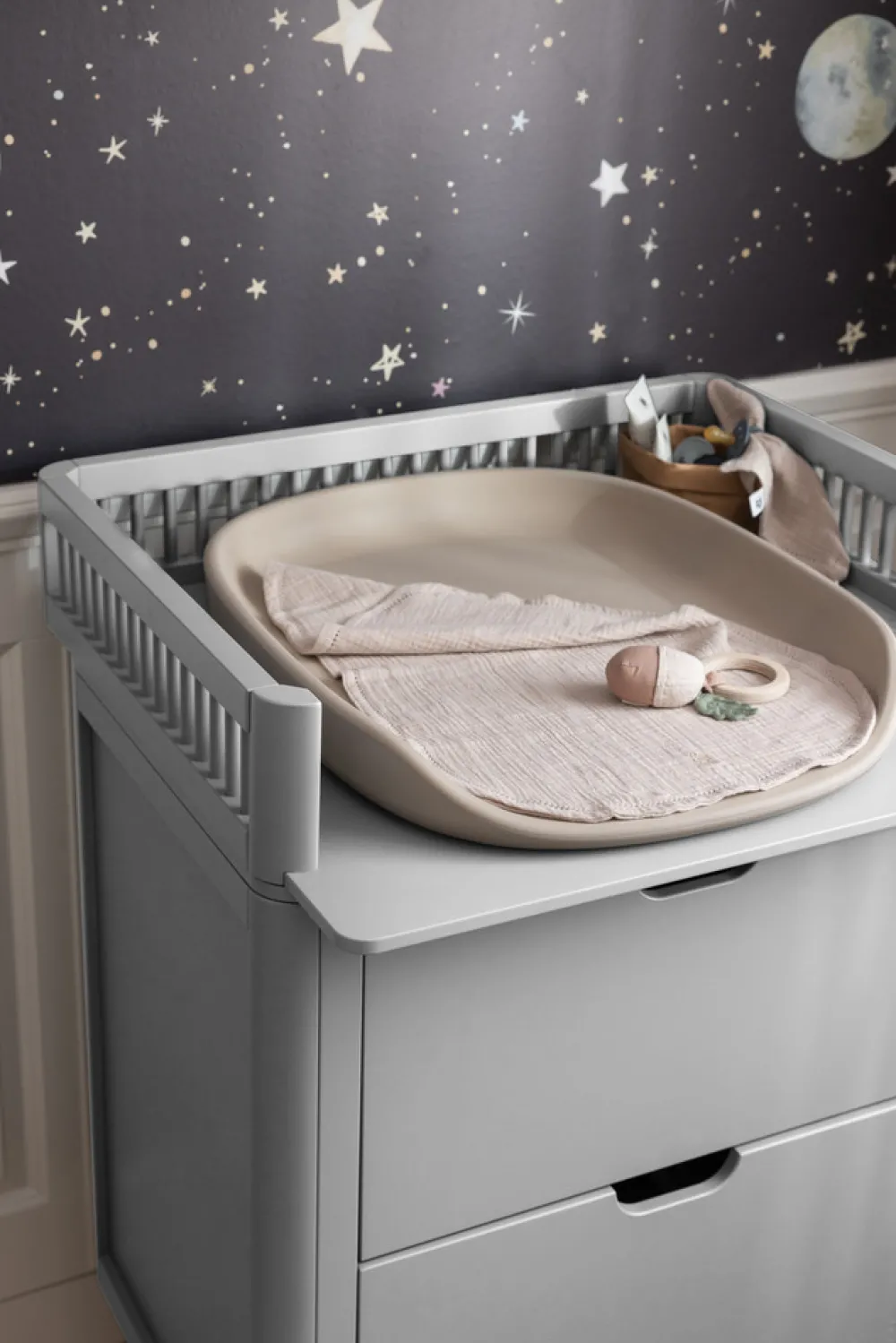 Sebra Puslebord med skuffer - stone grå-Børn Pusleborde|Pusleborde