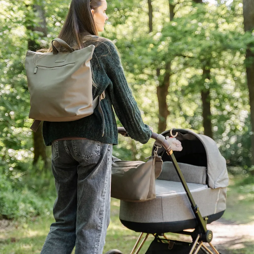 Done By Deer Puslerygsæk - Taupe- Pusletasker & Transporttasker