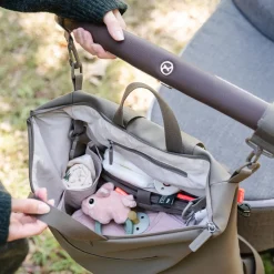 Done By Deer Puslerygsæk - Taupe- Pusletasker & Transporttasker