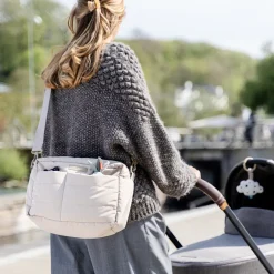 Done By Deer Quiltet barnevognstaske Sand- Pusletasker & Transporttasker