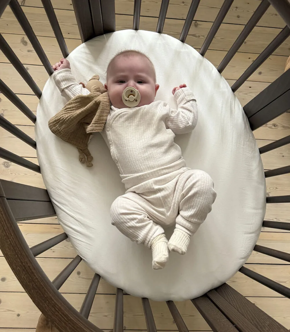 Stokke® Sleepi Mini V3 - warm brown-Børn Tremmesenge|Vugger