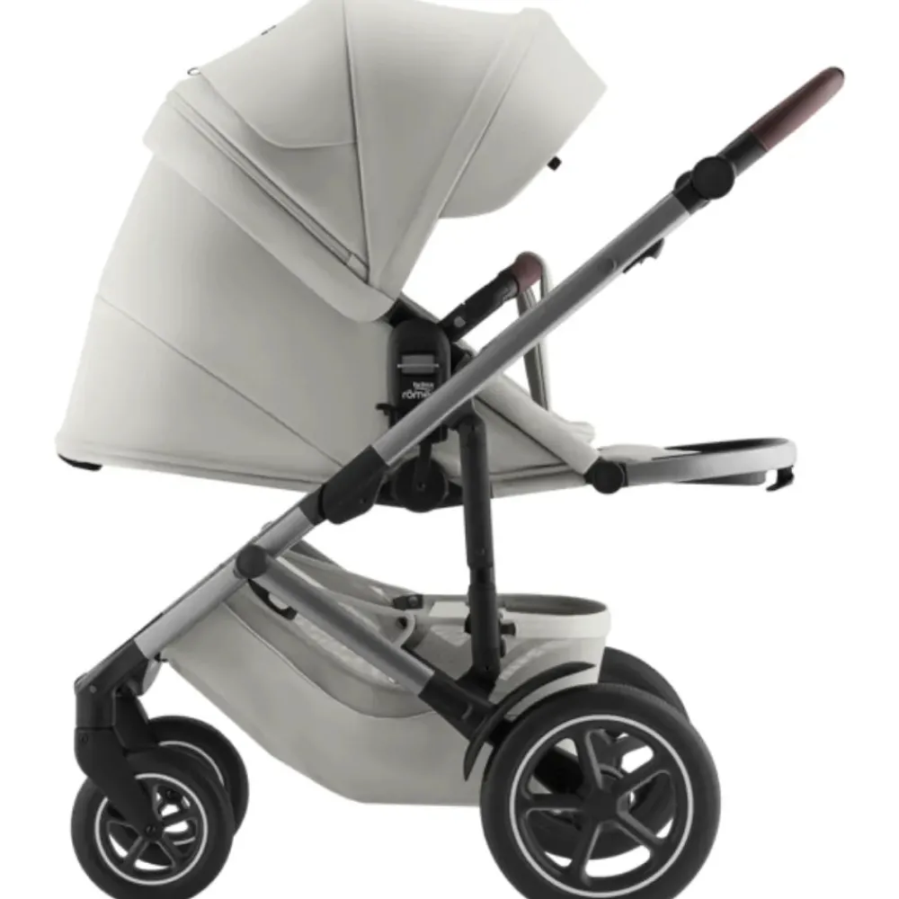 Britax Römer Smile 5Z lux inkl. liggedel og Baby-Safe Core autostol - linen grey/space black- Kombivognspakker|Vognpakker