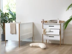 BeKids Spoke tremmeseng - Hvid/Eg-Børn Tremmesenge