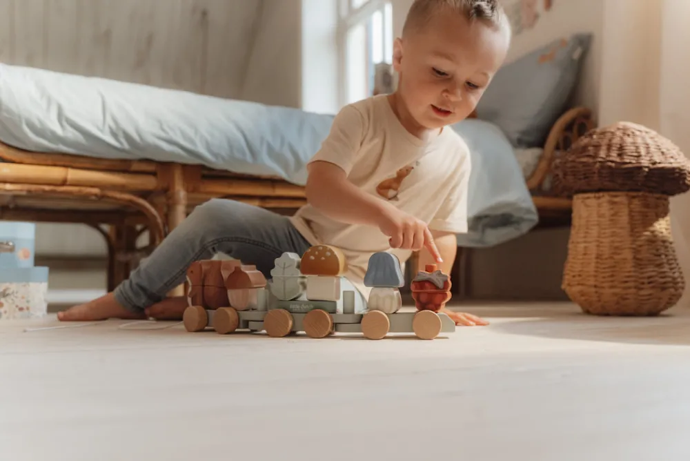 Little Dutch Stabletog Egern - Forest Friends- Trælegetøj|Trækdyr