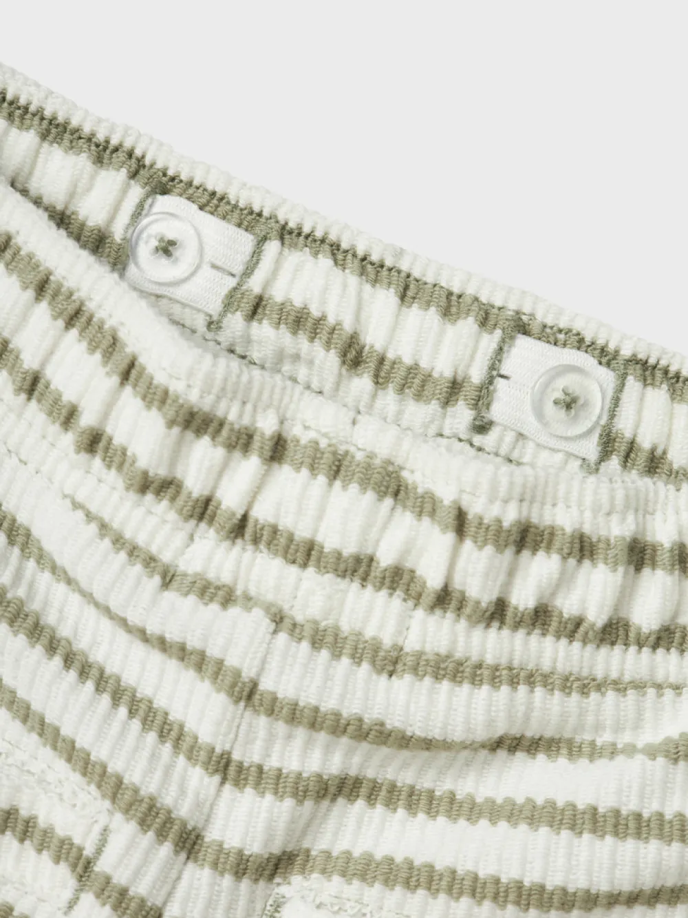 Lil' Atelier Tadeo løse shorts - SEAGRASS- Shorts